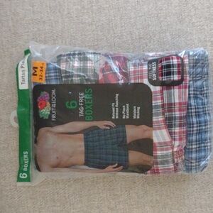 FRUIT OF THE LOOM MEN’S BOXERS 6 PACK SIZE: MEDIUM (32-34”) Tartan Plaid